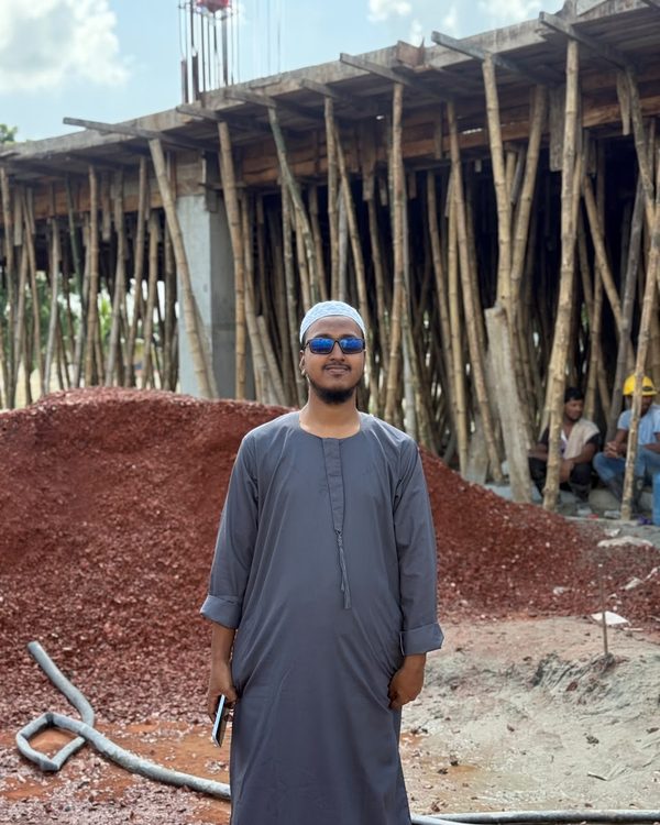 Ubaydullah Adnan at a project site